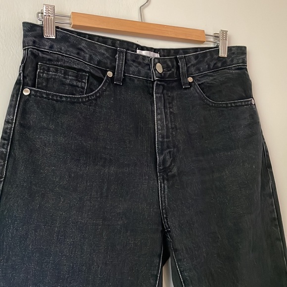 NEED SUPPLY Pen Fit High Rise Relaxed Straight Leg Jeans in Broken Black - Picture 15 of 16